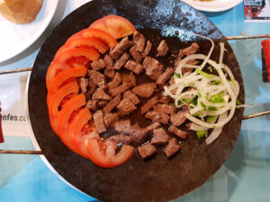 Ali Baba Restorant - small local restaurant, offers great food for small money. No alcohol served. If you don`t speak Turkish, odering with hands and feed is the option. No matter what - the food is absolite delicious.